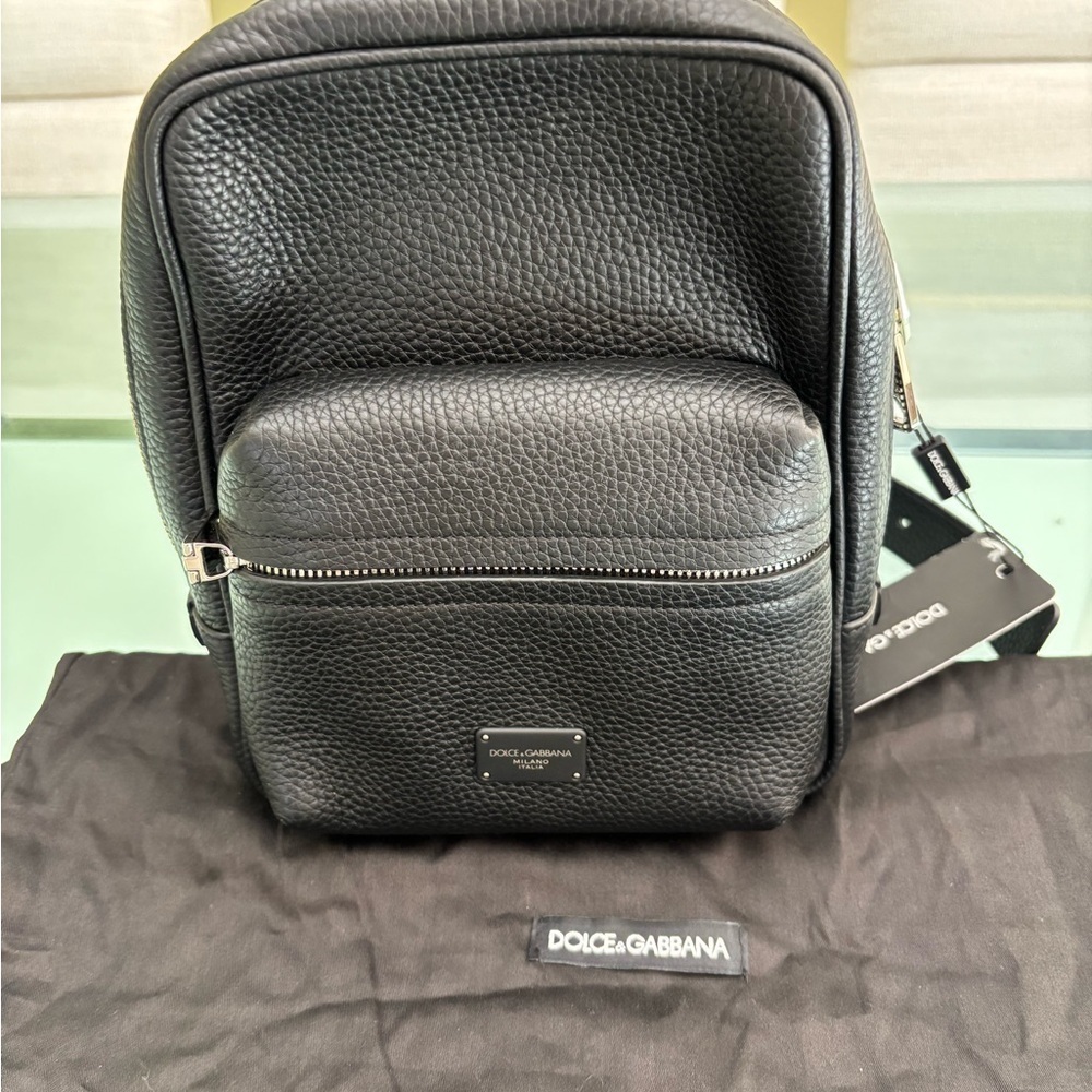NWT AUTHENTIC DOLCE & GABBANA BLACK CALFSKIN LEATHER LOGO PALERMO BACKPACK BAG - Picture 2 of 8